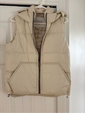 Coach Cream Hooded Puffer Vest
